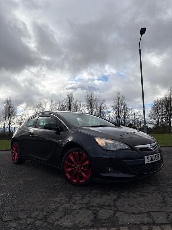 Used Vauxhall Astra GTC SRi 2013 Black Hatchback