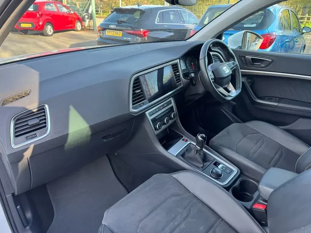 Used Seat Ateca Xperience 2022 White SUV