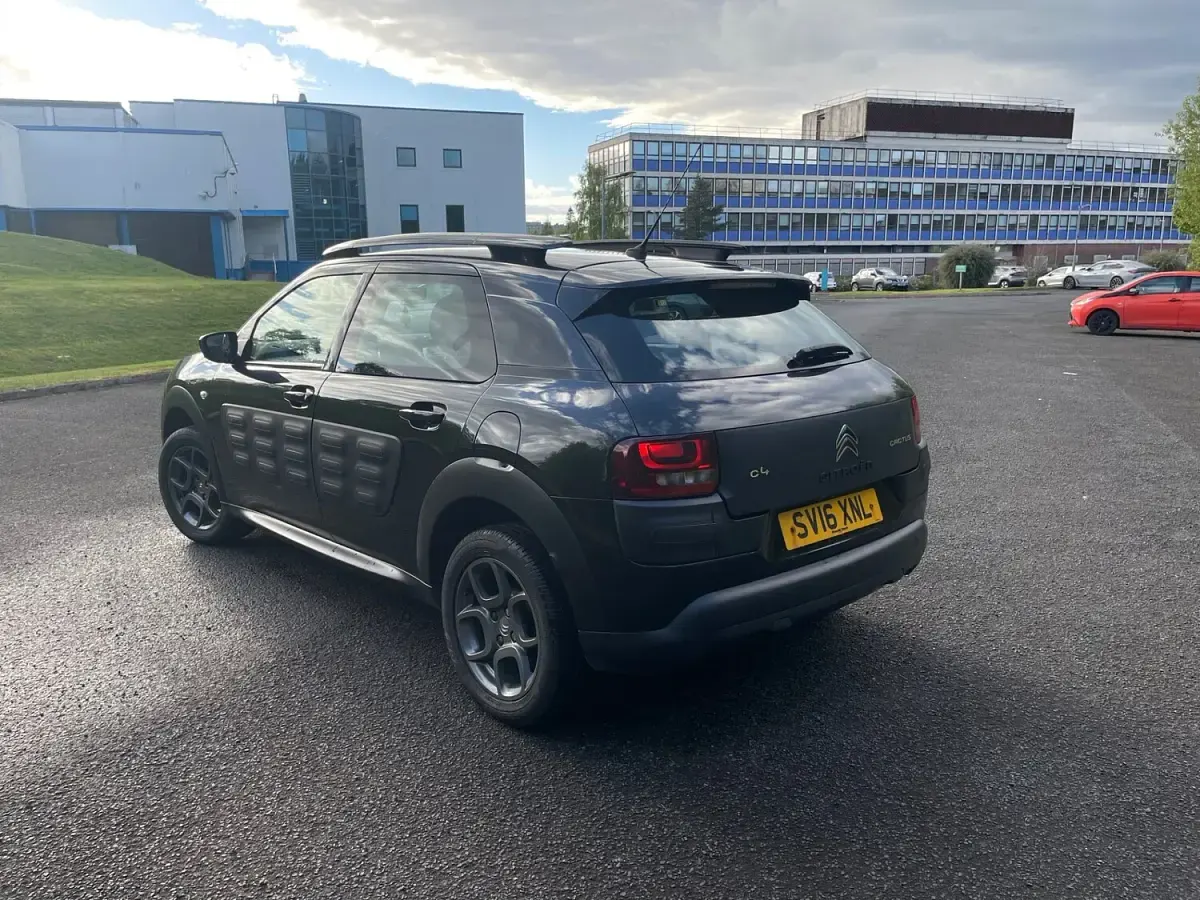 Used Citroën C4 Cactus Feel 2016 Black Hatchback