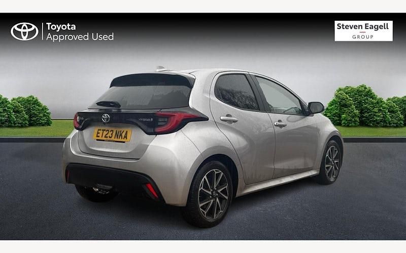 Used Toyota Yaris Hybrid Design 116 HP (85 kW) 2025 Hatchback