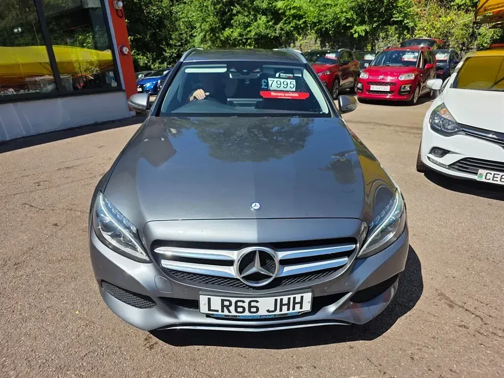 Used Mercedes C200 136 HP (100 kW) 2016 Grey Estate