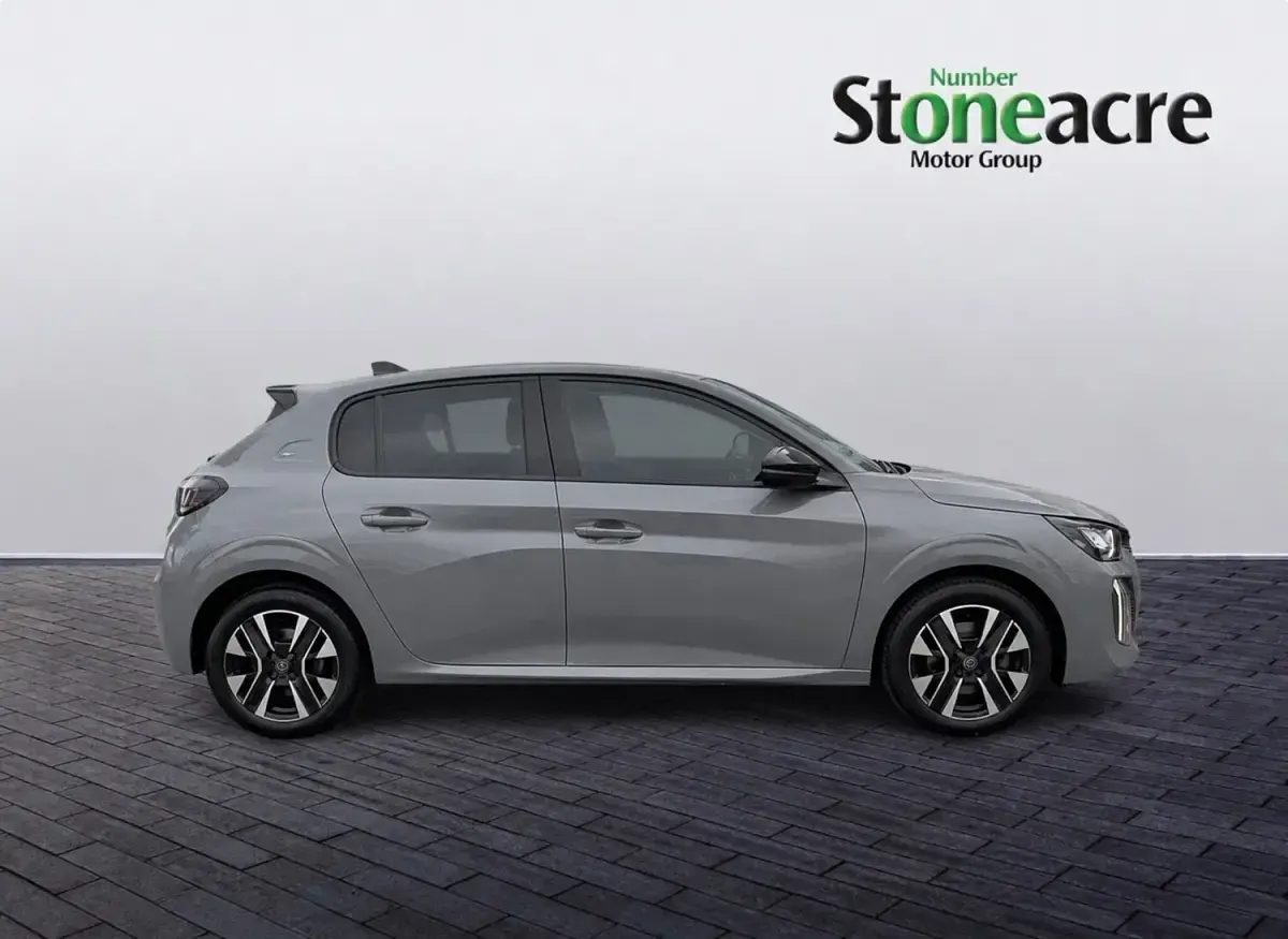 Used Peugeot 208 Allure 101 HP (74 kW) 2025 Grey Hatchback