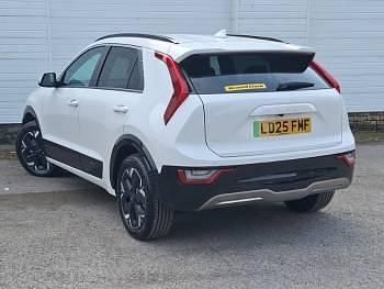 Used Kia e-Niro 147 kW (201 HP) 2025 White SUV