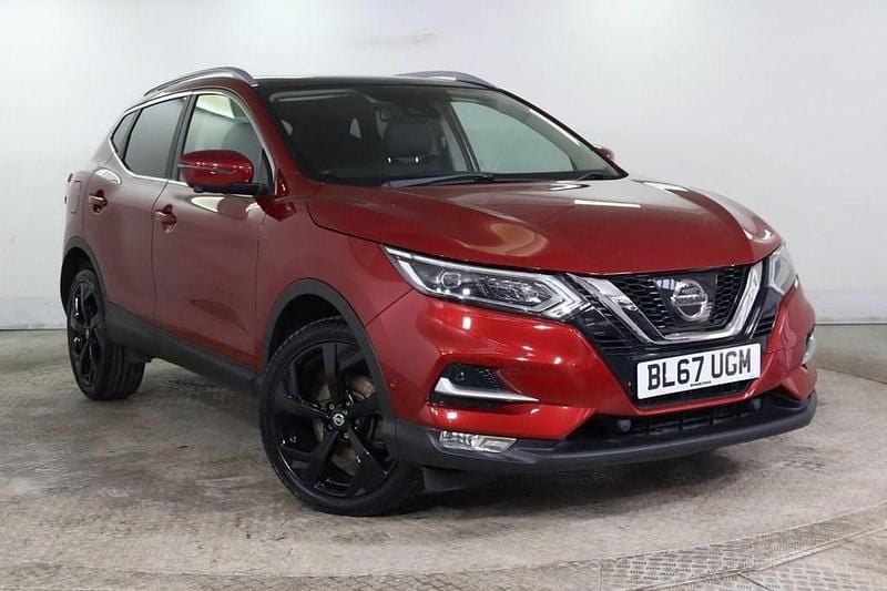 Red Used 2018 Nissan Qashqai S SUV | £11,975 (Good price) - Image 1/4