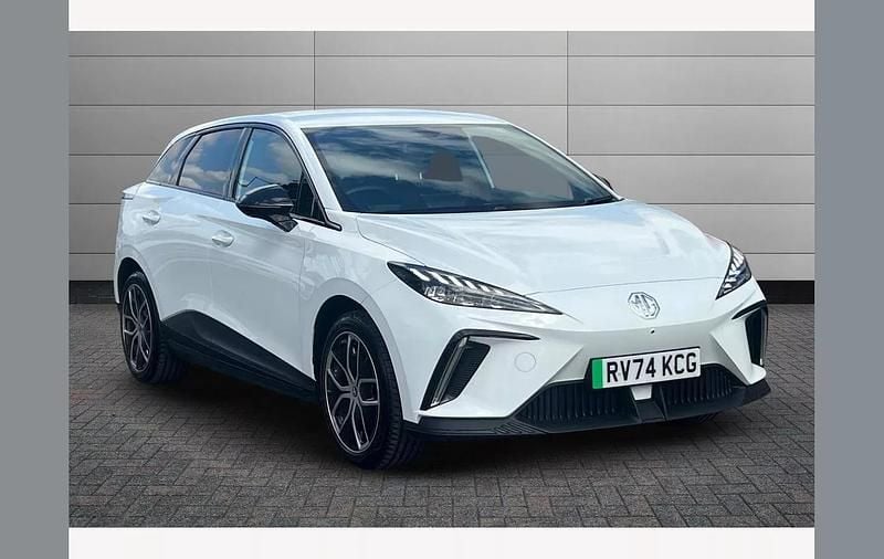 Arctic white Used 2024 MG MG4 EV Trophy Hatchback | £19,750 (A bit pricey) - Image 1/2