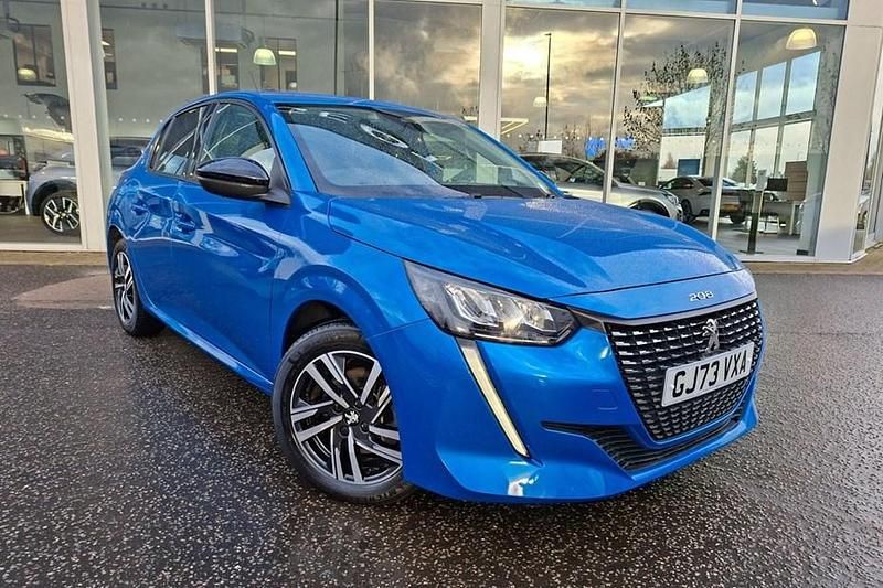 Used Peugeot 208 Allure+ 99 HP (72 kW) 2023 Blue Hatchback