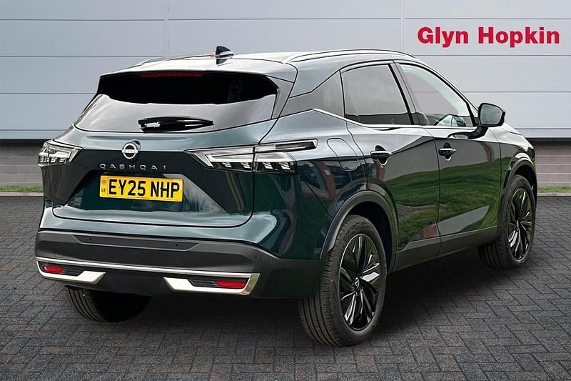 Used Nissan Qashqai Tekna 158 HP (116 kW) 2025 Green SUV