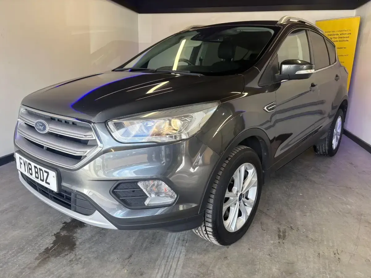 Used Ford Kuga Titanium 120 HP (88 kW) 2018 Grey SUV