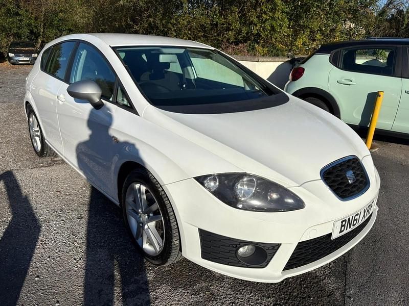 White Used 2011 Seat Leon FR Hatchback | £3,995 (A bit pricey) - Image 1/4