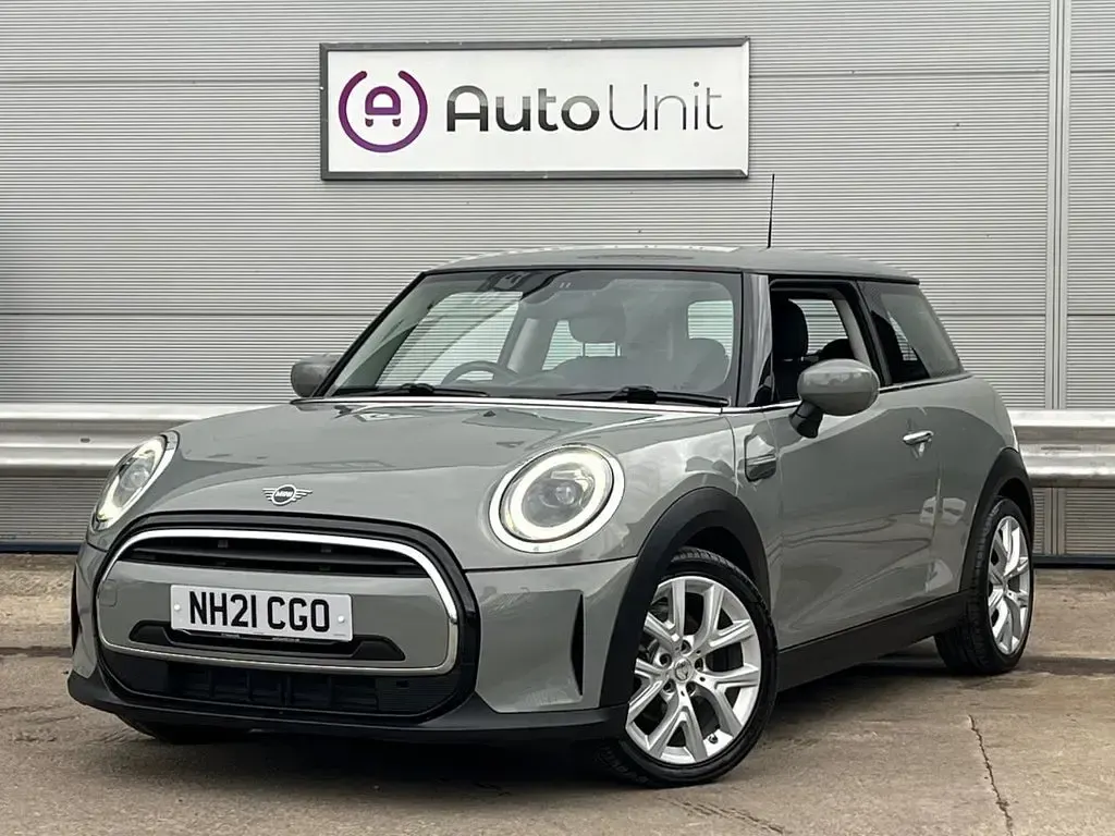 Used Mini ONE Classic 102 HP (75 kW) 2021 Grey Hatchback