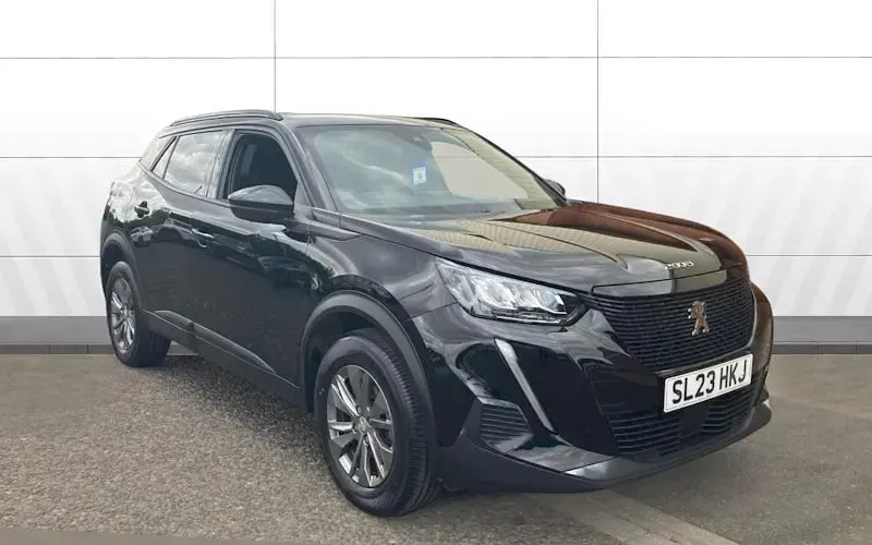 Used Peugeot 2008 Active+ 101 HP (74 kW) 2023 SUV