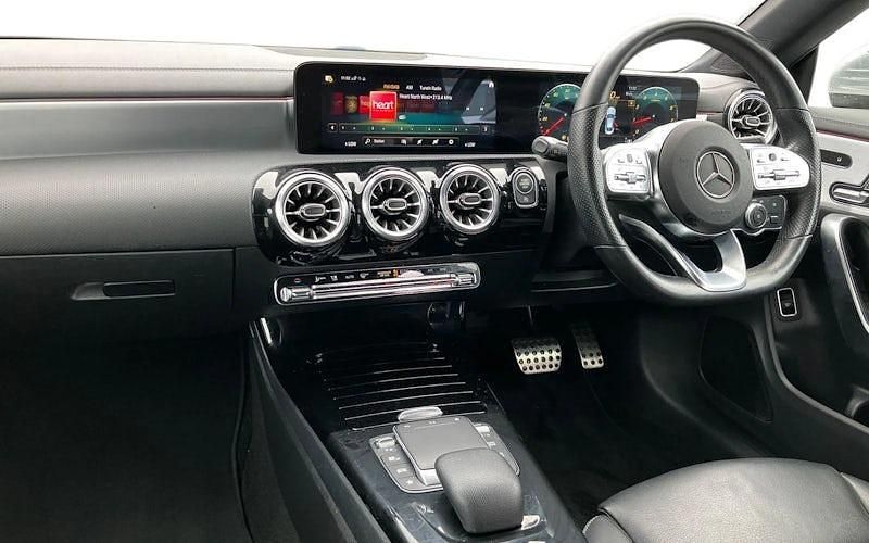 Used Mercedes CLA200 AMG Line Premium Plus 163 HP (119 kW) 2022 Sedan