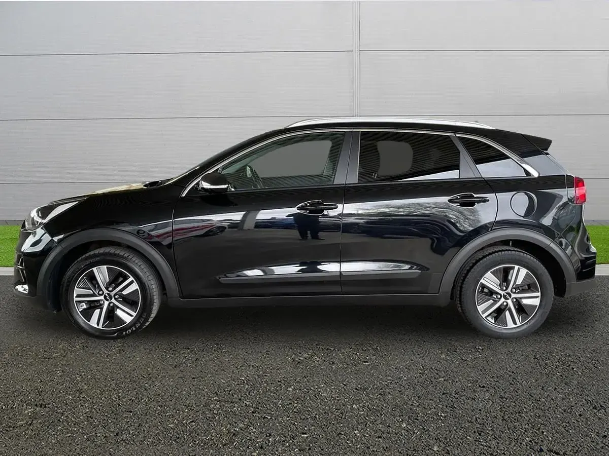Used Kia Niro 139 HP (102 kW) 2022 Black SUV