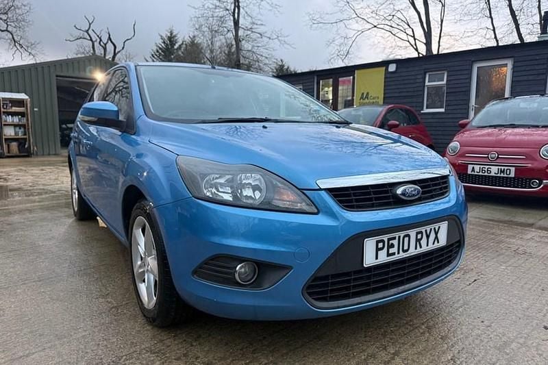 Used Ford Focus Zetec 2010 Blue Hatchback