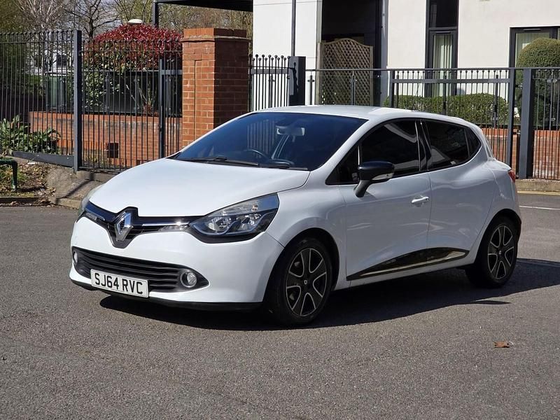 Used Renault Clio IV Dynamique 2014 White Hatchback