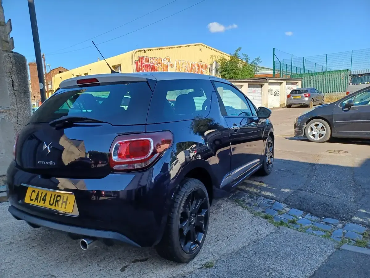 Used Citroën DS3 2014 Blue Hatchback