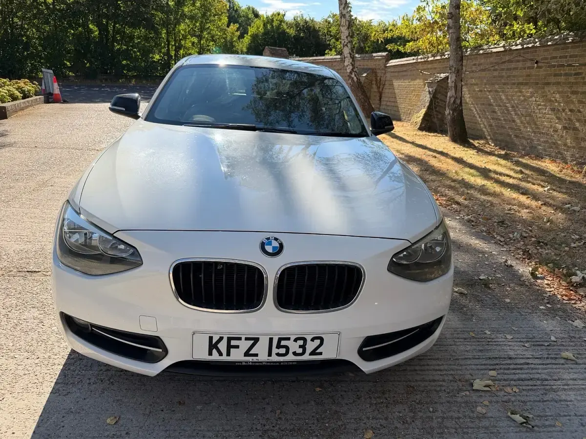 Used BMW 116 Sport Line 136 HP (100 kW) 2012 White Hatchback