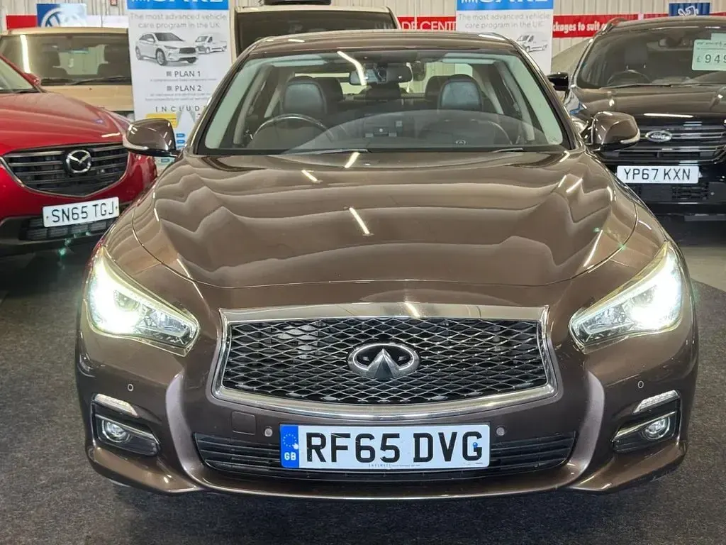 Used Infiniti Q50 Premium Executive 170 HP (125 kW) 2015 Brown Sedan
