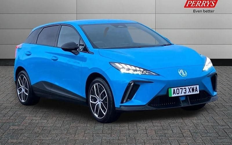 Used 2025 MG MG4 EV Trophy Hatchback | £15,495 (Good price) - Image 1/4