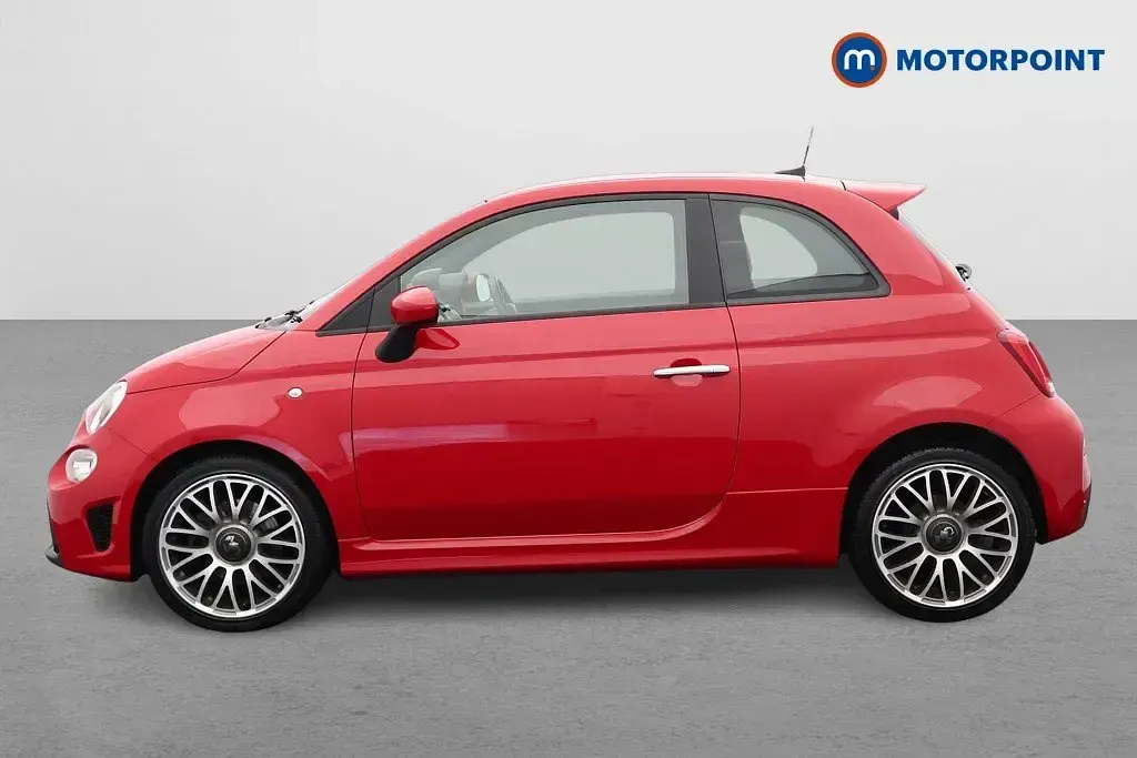 Usado Abarth 595 2020 Rojo Utilitario
