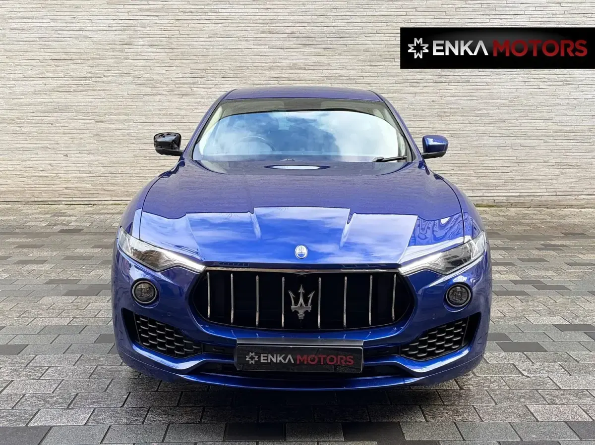 Begagnad Maserati Levante 275 HK (202 kW) 2018 Blå SUV