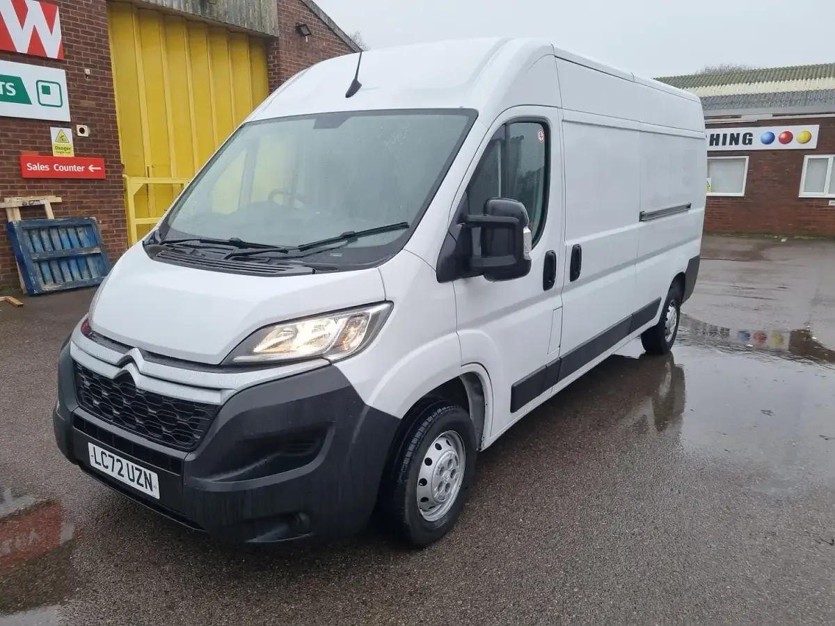 Used Citroën Relay 140 HP (102 kW) 2022 White Van