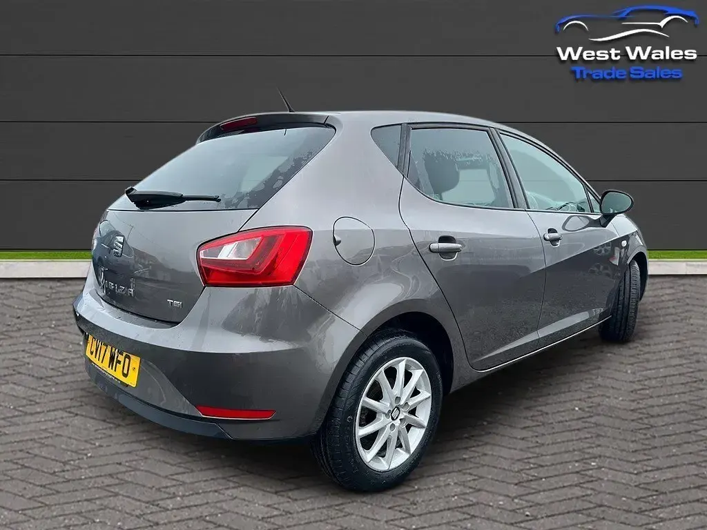 Used Seat Ibiza SE Technology 90 HP (66 kW) 2017 Grey Hatchback