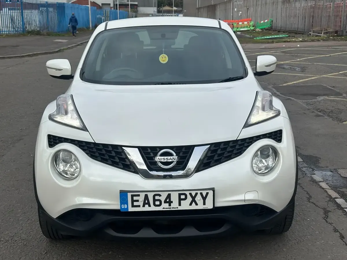 Used Nissan Juke Visia 92 HP (67 kW) 2014 White SUV