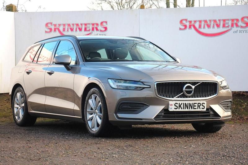Used Volvo V60 Momentum 150 HP (110 kW) 2018 Grey Estate