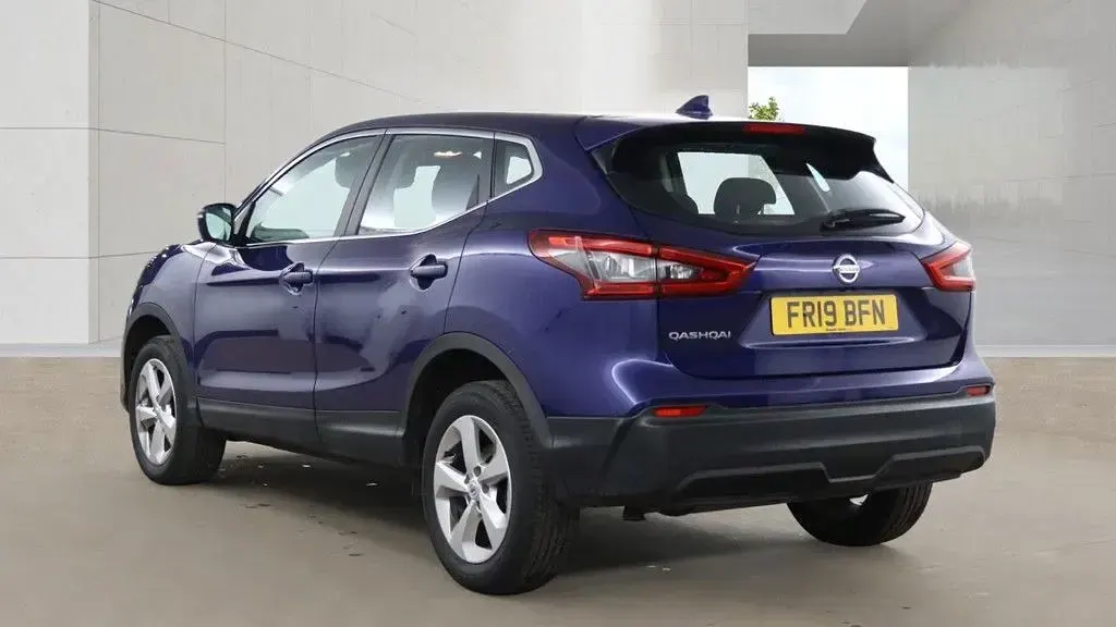 Used Nissan Qashqai Acenta Premium 140 HP (102 kW) 2019 Blue SUV