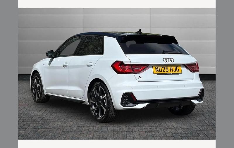 Used Audi A1 Black Edition 147 HP (108 kW) 2025 White SUV