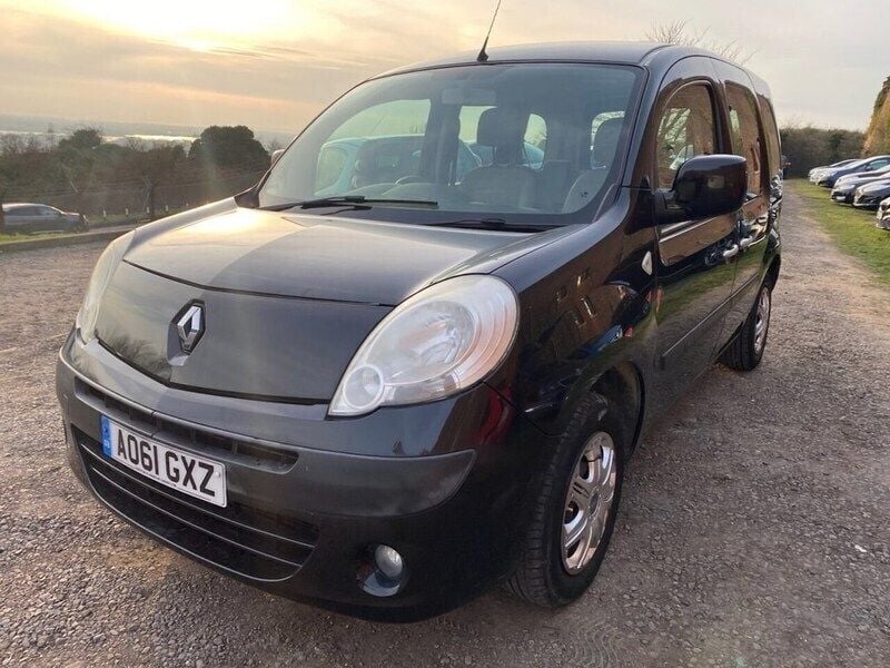 Black Used 2011 Renault Kangoo Expression MPV | £2,780 (Super price) - Image 1/4
