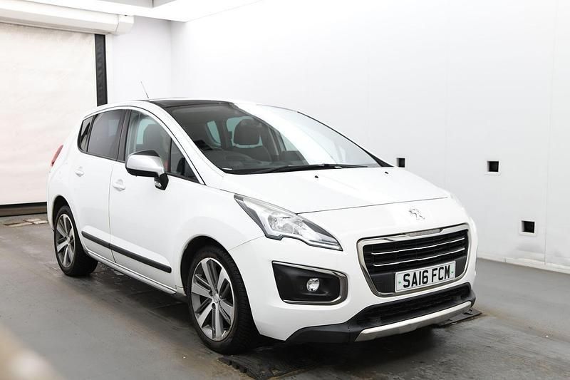 White Used 2016 Peugeot 3008 Allure SUV | £7,790 (Super price) - Image 1/4