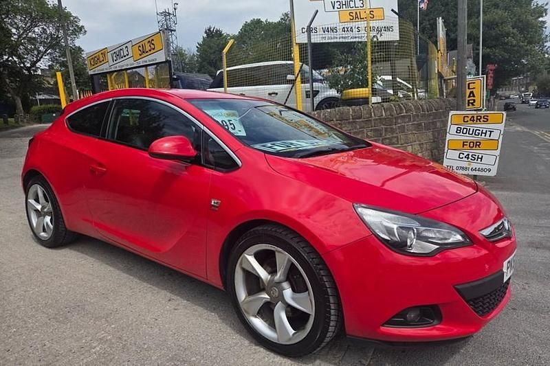 Used 2011 Vauxhall Astra GTC SRi Coupe | £1,995 - Image 1/1