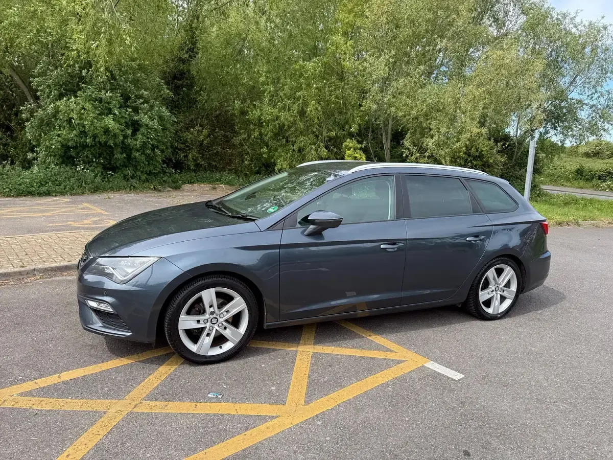 Used Seat Leon ST FR 130 HP (95 kW) 2018 Grey Estate