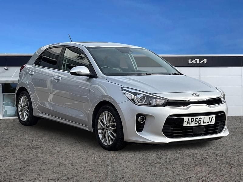 Used Kia Rio 2017 Silver Hatchback