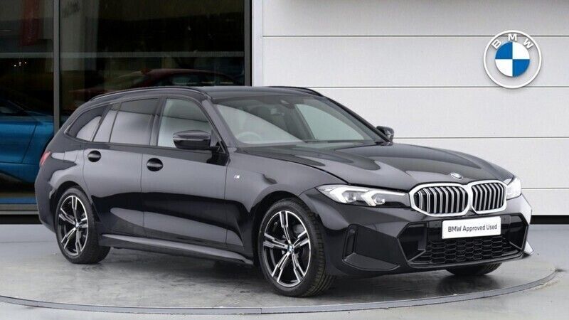 Black Used 2025 BMW 320 M Sport Estate | £32,990 (Fair price) - Image 1/4