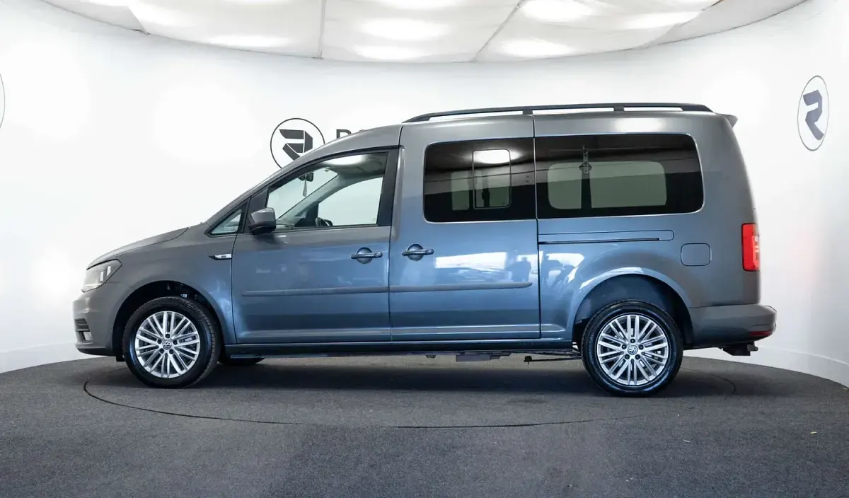 Used VW Caddy S 102 HP (75 kW) 2020 Grey MPV