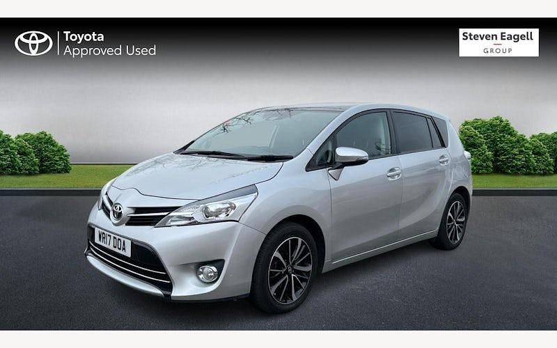 Used Toyota Verso Design 147 HP (108 kW) 2017 MPV