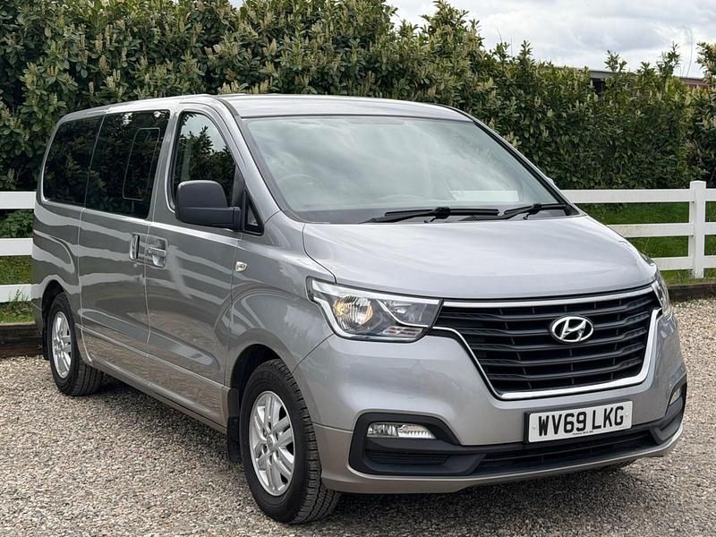 Used Hyundai I800 SE 136 HP (100 kW) 2019 Silver MPV