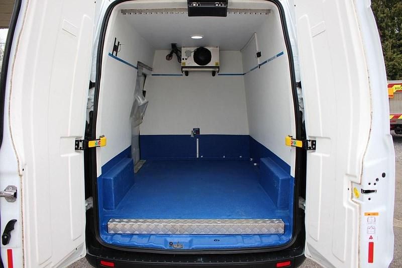 Used Ford Transit Custom 130 HP (95 kW) 2021 White Van