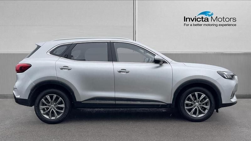 Used MG HS SE 162 HP (119 kW) 2023 Monument silver metallic SUV