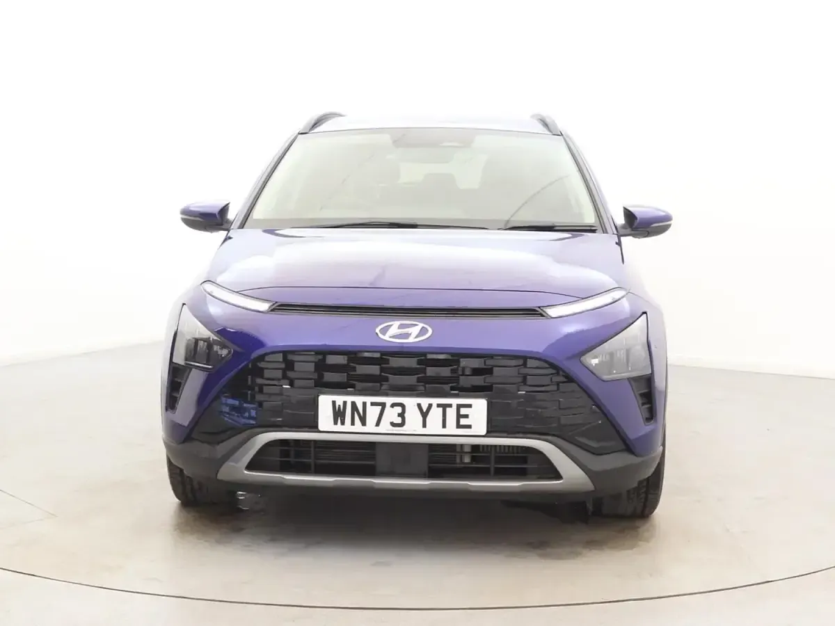 Usado Hyundai Bayon Premium 100 HP (73 kW) 2023 Azul SUV