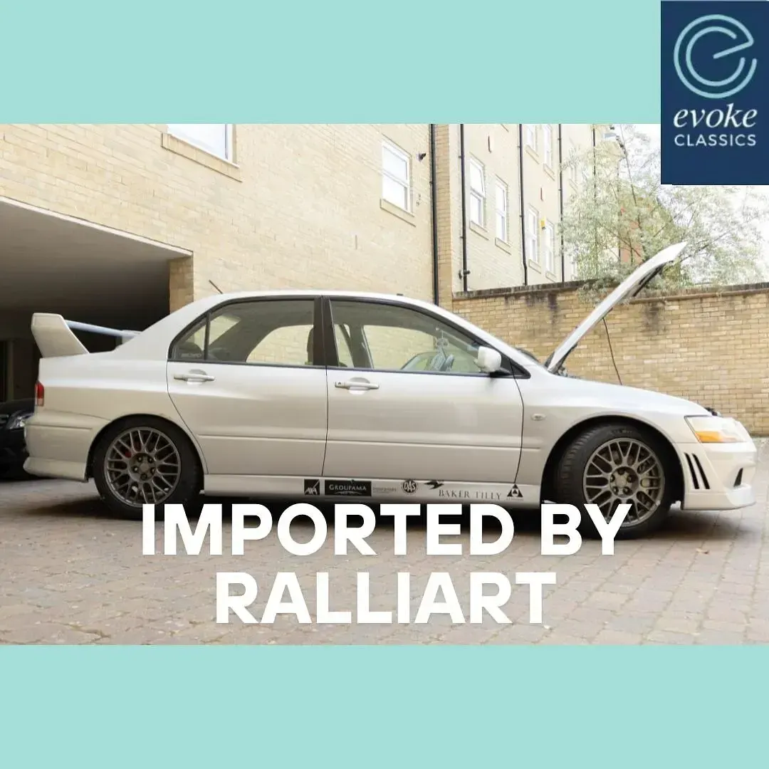 Used Mitsubishi Lancer Evolution 2001 Silver Sedan