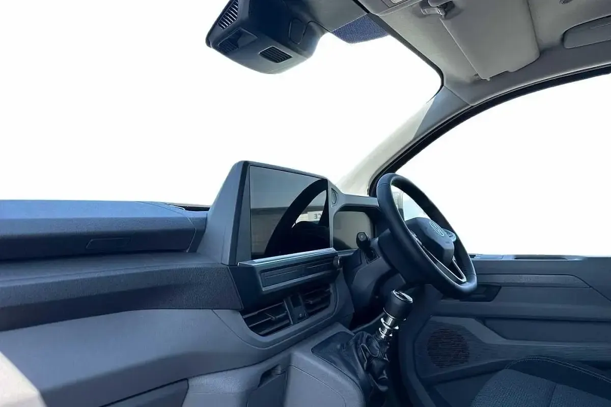 Begagnad VW Transporter Pro 2025 Grå Van