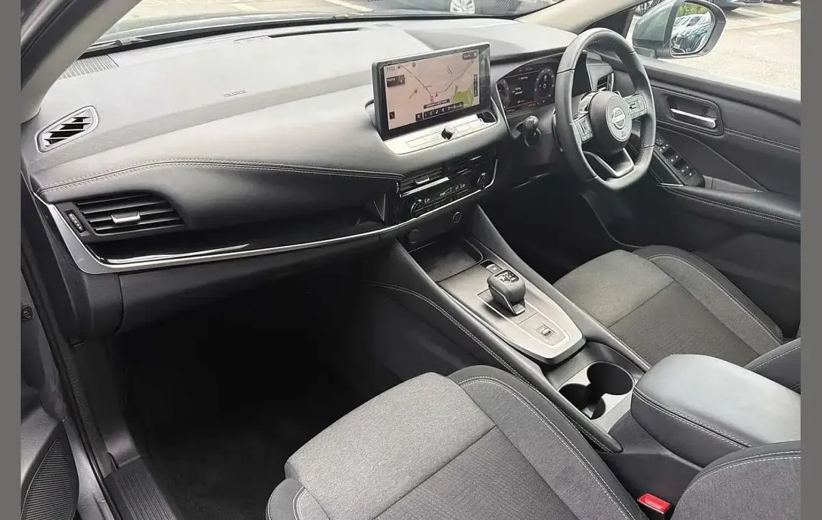 Used Nissan Qashqai N-Connecta 155 HP (114 kW) 2023 Grey SUV