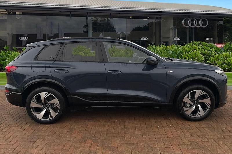 Used Audi e-tron S-Line 225 kW (306 HP) 2025 Blue SUV