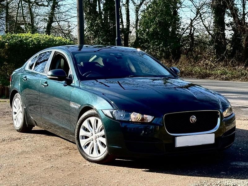Used Jaguar XE Prestige 2015 Green Sedan