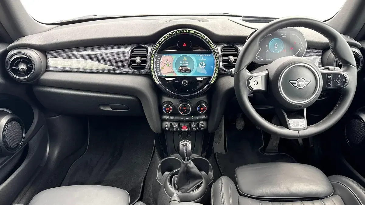 Used Mini Cooper Exclusive 136 HP (100 kW) 2021 Silver Hatchback