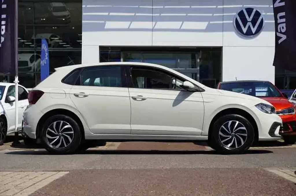Used VW Polo 95 HP (69 kW) 2025 Hatchback